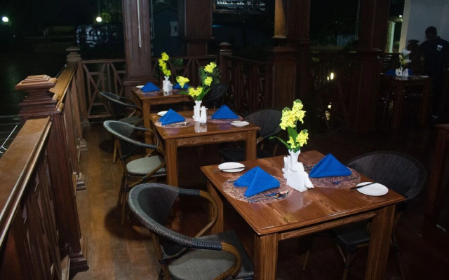 Grace Garden Hotel