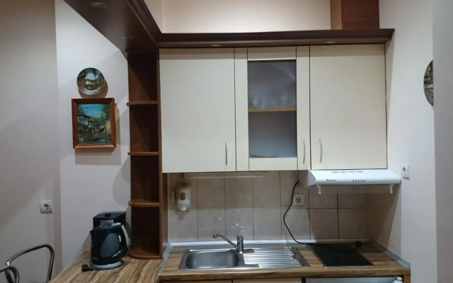 TES Flora Apartments