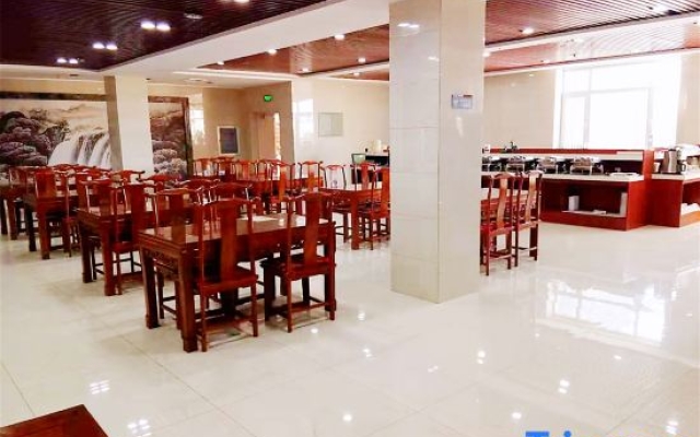 Longjiang Star Hotel