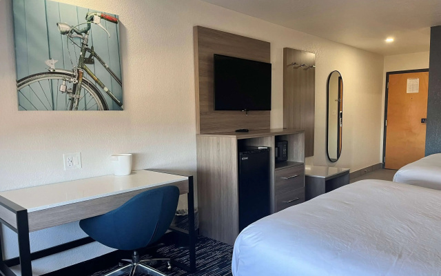 Baymont by Wyndham Indianapolis Northeast