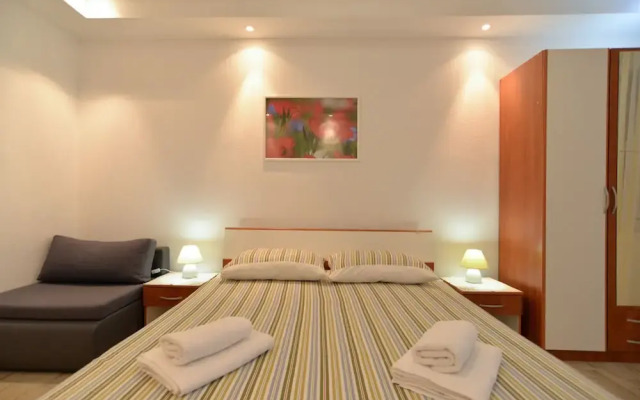 Apartment 167
