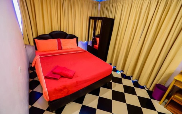 Baan Orange View Point Pool Villa by Pinky