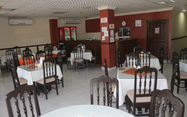 Hotel Madrid Chiriqui