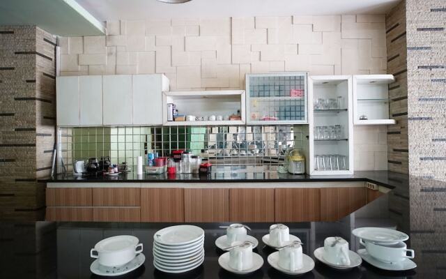 Bandara Hotel Balikpapan by OYO Rooms