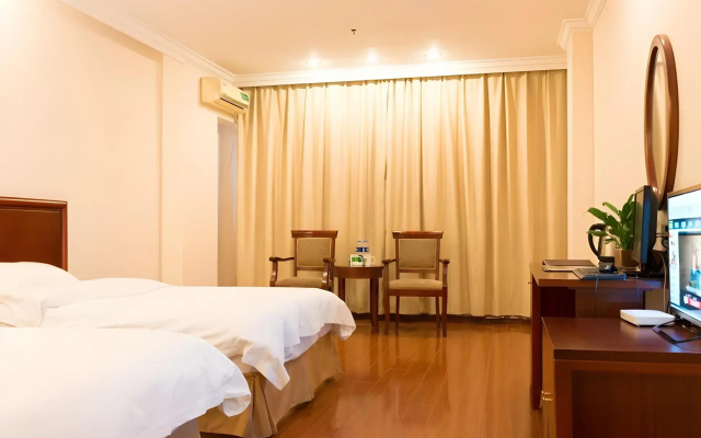 GreenTree Inn YiZheng Zhenzhou East Road