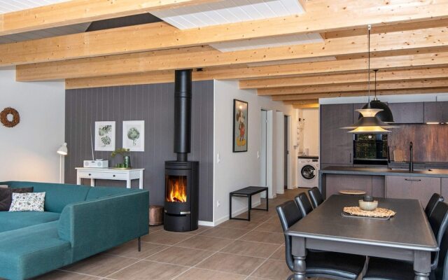 6 Person Holiday Home in Hovborg