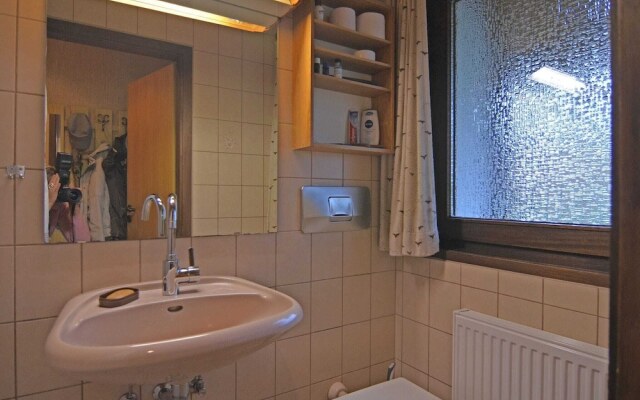 Cosily furnished Bungalow With Peaceful Neighbourhood .