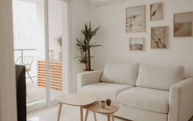 Bel appartement climatisé avec place de parking