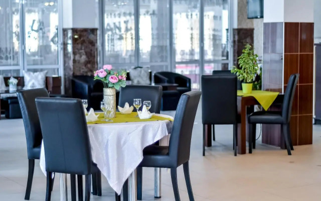 Hostel Roata Cu Noroc
