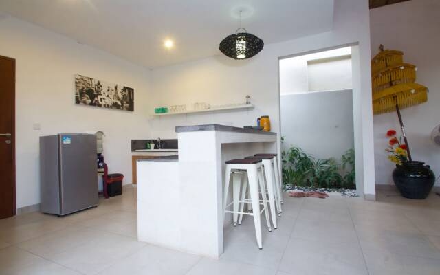 Echo Beach Villa & Apartment