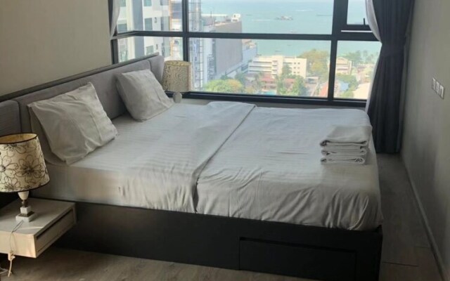 The Base Central Pattaya  Sea View
