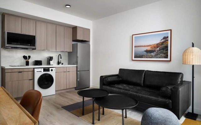 Sentral Gaslamp Quarter