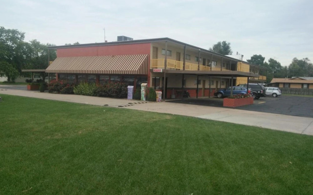 Traveler's Budget Inn