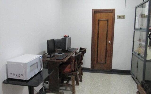 Hostal Internacional - Hostel