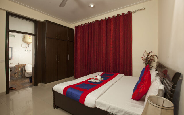 OYO 530 Hotel Azhan Residency