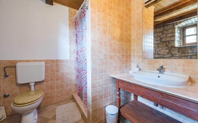 Beautiful Home in Markovac With Wifi and 5 Bedrooms