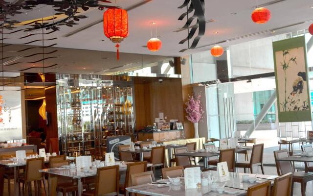 The Manor Suites and Apartments