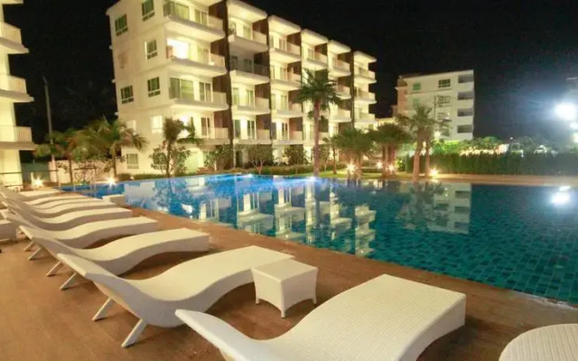 The Sea Condo @Pranburi