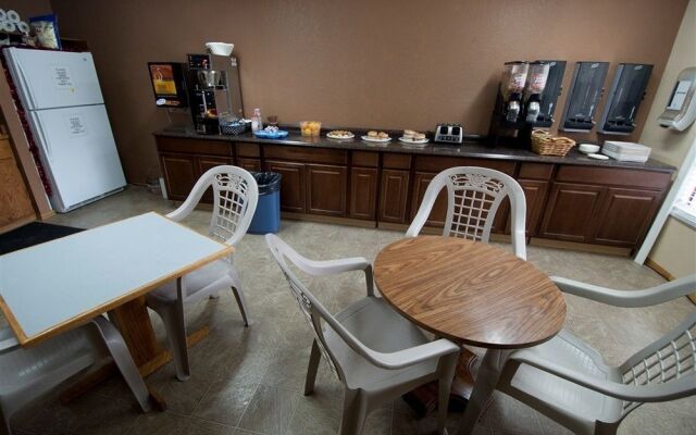 Cedarwood Inn of Ashland