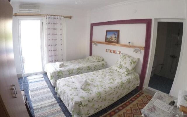 Rose Hotel B&B