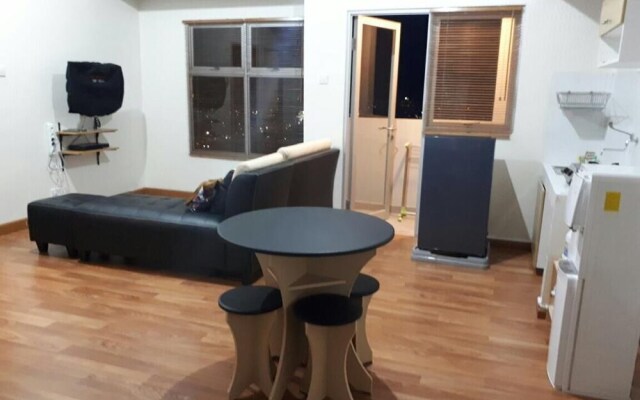 Apartmen Newton Residence by Ocb