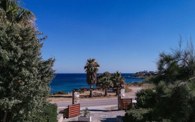 Agnadi Syros Studios & Rooms