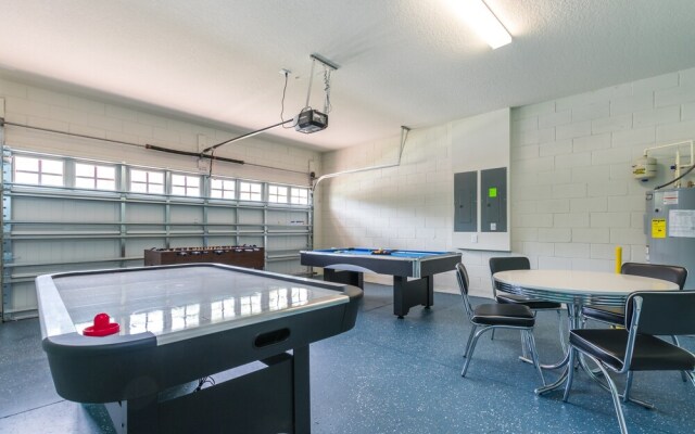 Windsor at Westside - 1639 Lima Avenue