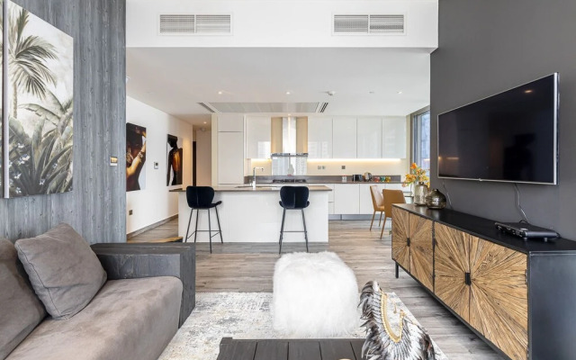 Luxury 2BR Marina Gate 3