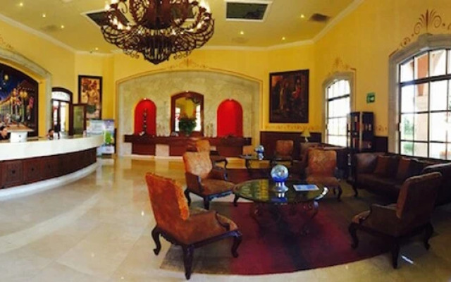 Sonoran Sun 2BR Upper SE 208 by Casago