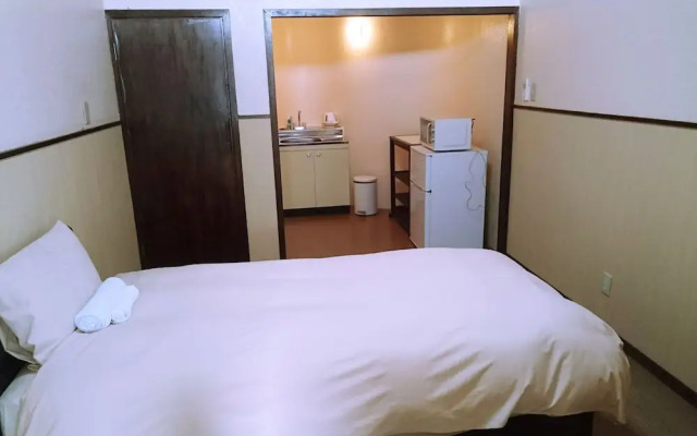 Eef Condominium Kumejima