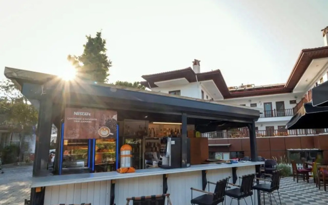 Akyaka Nehir Butik Otel