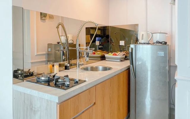 Homey and Restful Studio Grand Kamala Lagoon Apartment