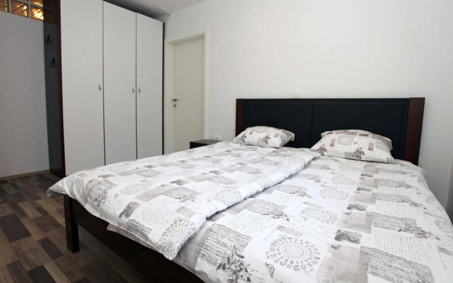 Heart of Strunjan Apartments AL