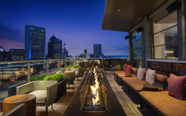 AC Hotel by Marriott Columbus Downtown