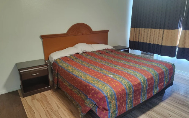 Best Inn & Suites
