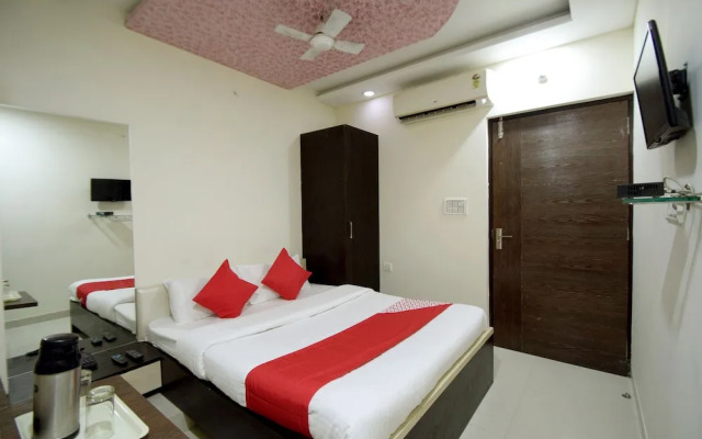 OYO 23358 Hotel Royal Inn