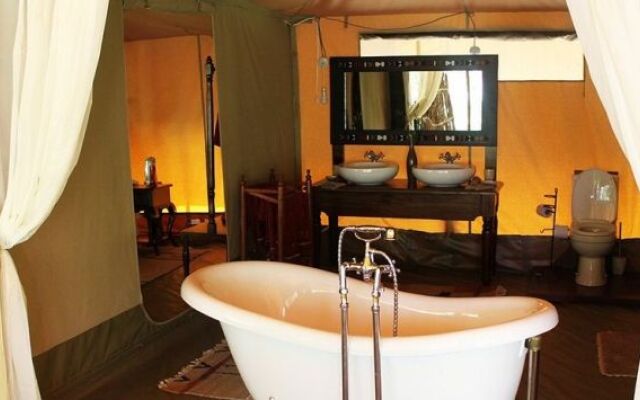 Mara Ngenche Safari Camp