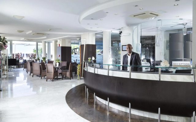 Hotel Sans Souci