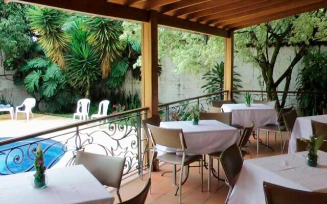 Hotel Portales Del Campestre