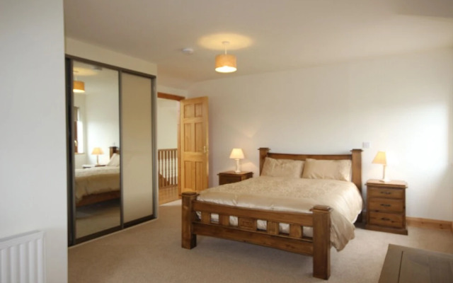 King's House, Cleggan