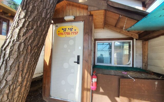 Ulleung Haeoreum Pension