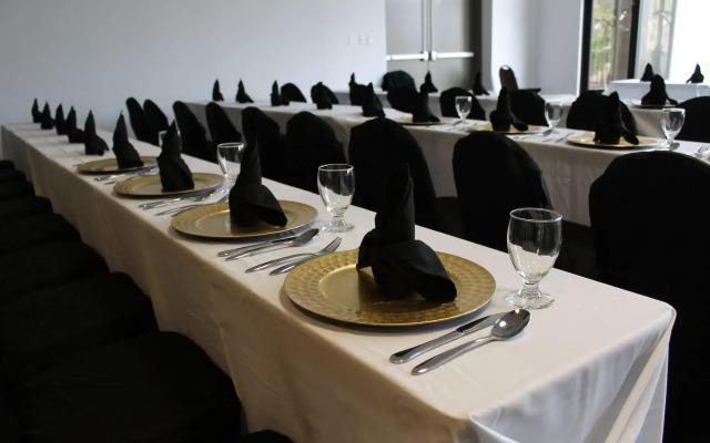 Regalia Hotel & Conference Center