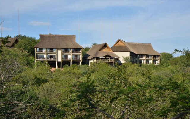 Victoria Falls Safari Club