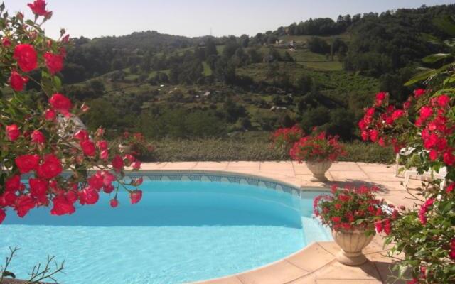 Suite Eugenie Piscine Maison Blanche Tulle