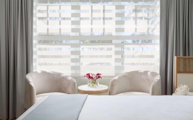 The Gabriel Miami South Beach, Curio Collection by Hilton