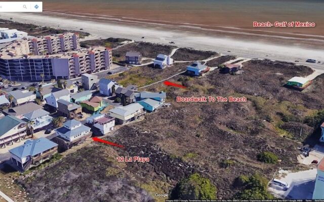 12 La Playa by RedAwning