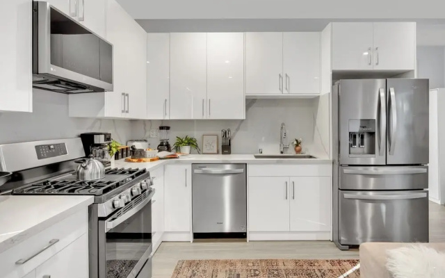 Fulton Buyout by Avantstay Sherman Oaks Estate + View