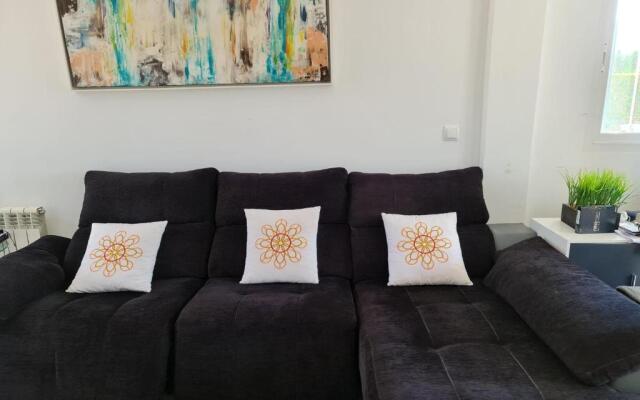 Townhouse Near the Pool - RO1LT