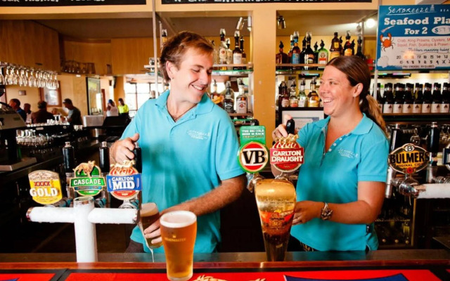 Seabreeze Beach Hotel