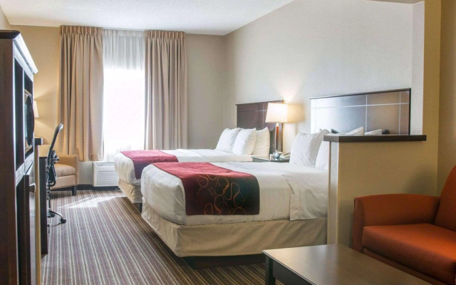 Comfort Suites Saginaw North